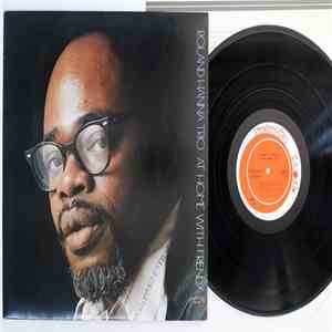 Roland Hanna Trio - At Home With Friends download flac