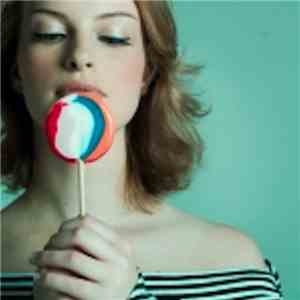 Keinzweiter - My Girlfriend Beats Me Up download flac