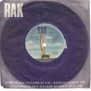 Peter Noone - Walnut Whirl download flac